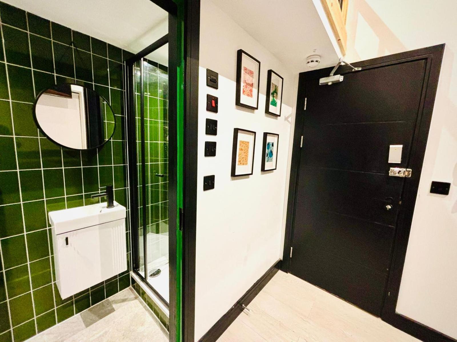 London Luxury Mezzanine Studio Flats Next Hackney Central Buitenkant foto